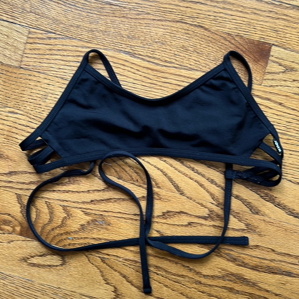 Jolyn Bikini Top